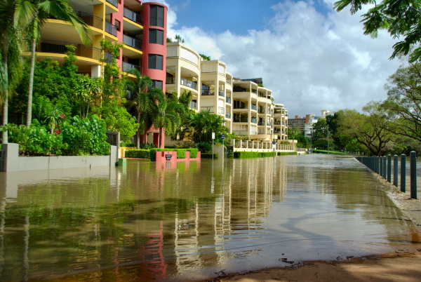 Staudamm Wivenhoe – Überschwemmung in Queensland / Zugang zum Recht für die Opfer der Überschwemmung